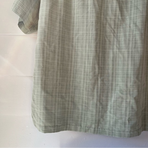 Woolrich Men's Green Plaid Shirt - Picture 16 of 16